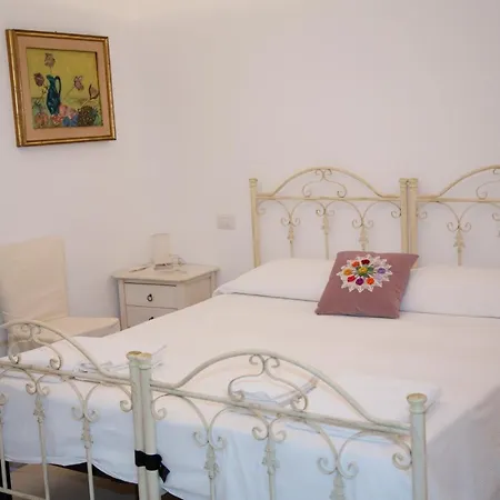 La Casetta Nel Bosco Bed & Breakfast *